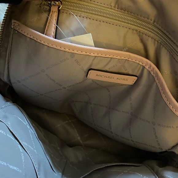 Blush pink MK backpack - Picture 10 of 14